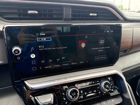 Used 2022 GMC Sierra 1500 Denali Ultimate AWD/4WD image 29