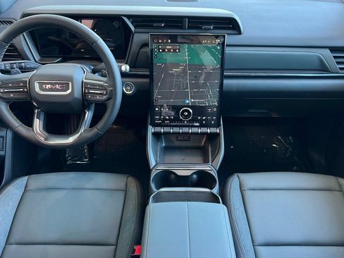 New 2027 GMC Terrain AT4 w/ Convenience Package III AWD/4WD image 15