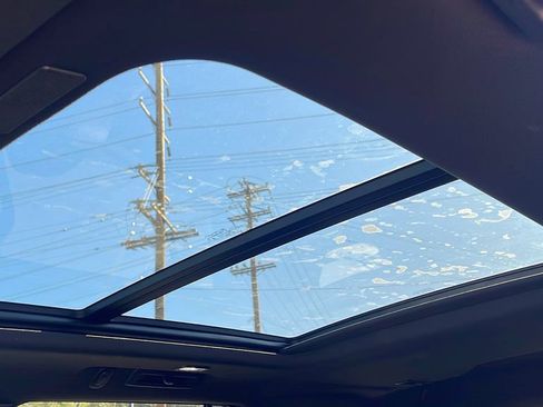 New 2026 GMC Yukon Denali w/ Sun & Power Step Package AWD/4WD image 11