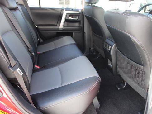 Used 2021 Toyota 4Runner SR5 Premium w/ Moonroof Package AWD/4WD image 19