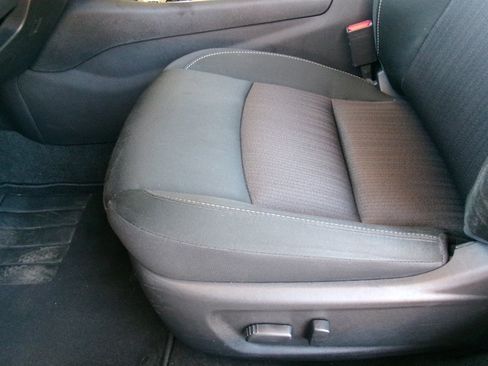 Used 2024 Nissan Altima 2.5 SV FWD image 13