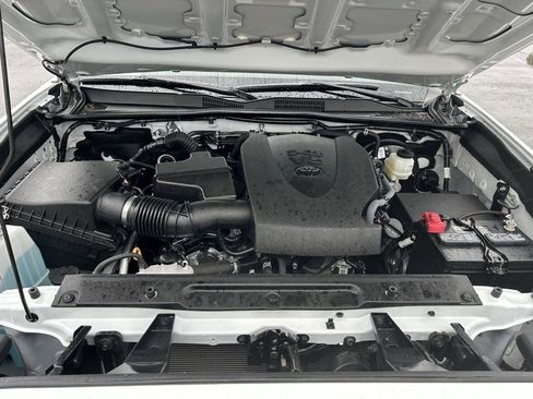 Certified 2023 Toyota Tacoma SR5 image 26