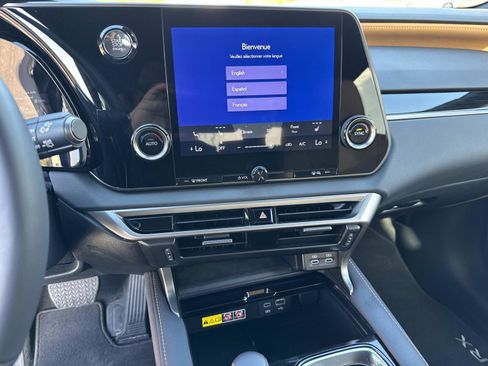 Used 2025 Lexus RX 350 FWD image 25