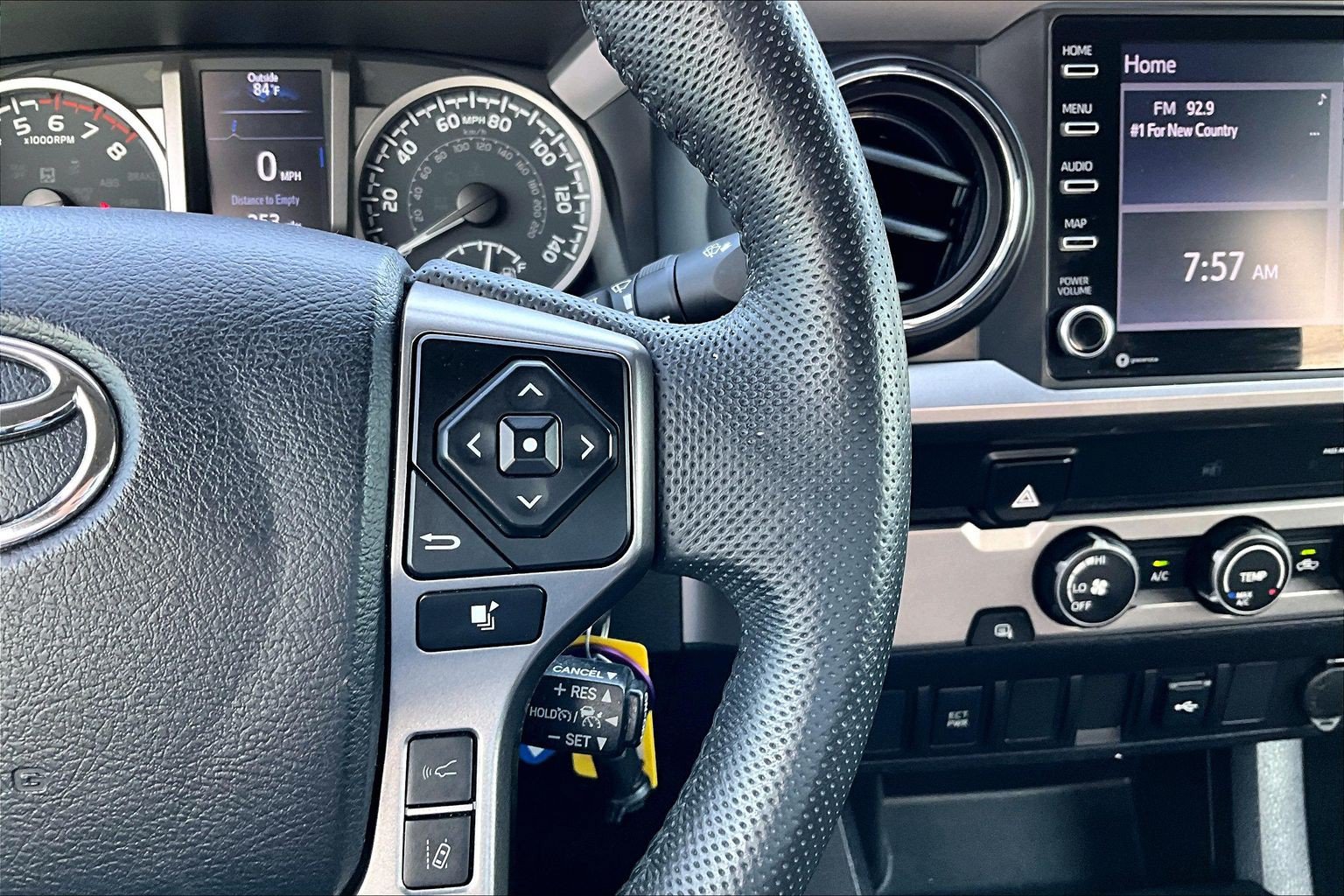 Used 2022 Toyota Tacoma SR5 w/ SR5 Appearance Package (SM) RWD image 20