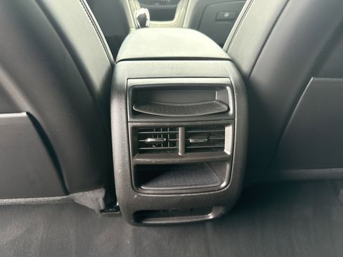 Used 2024 Cadillac XT5 Premium Luxury image 29