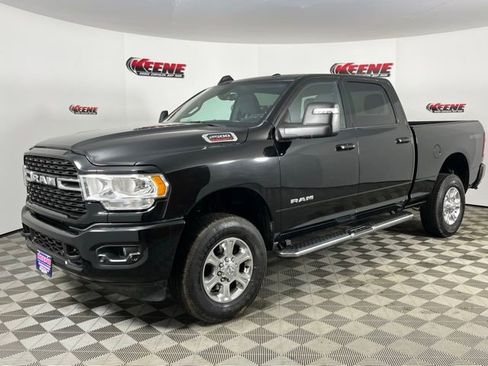 Used 2024 RAM 2500 Big Horn w/ Sport Appearance Package image 5