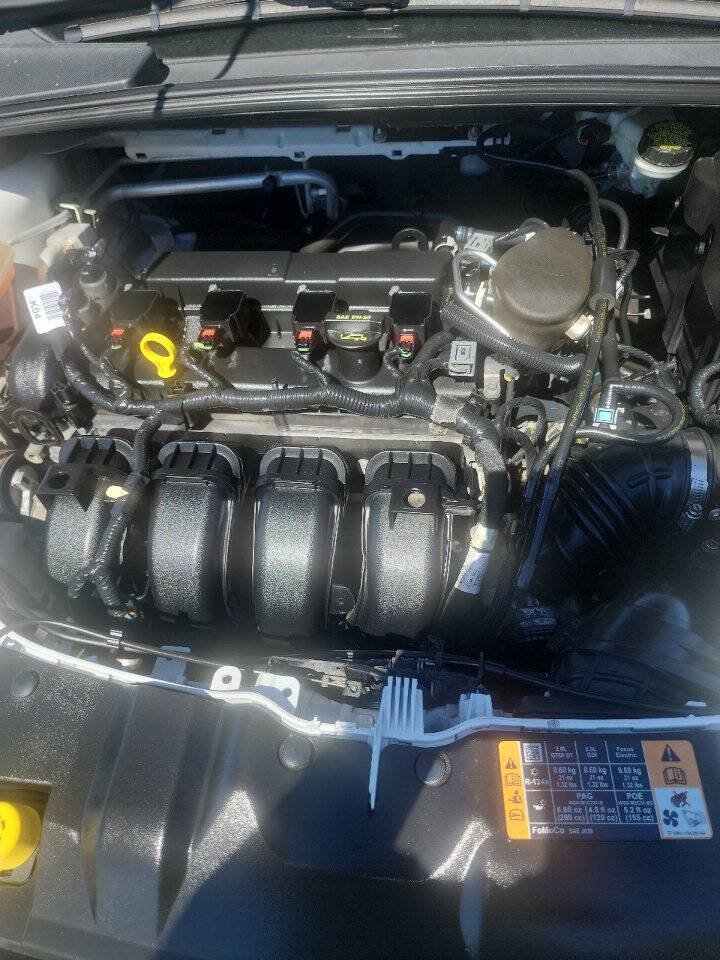 Used 2014 Ford Focus S FWD image 10