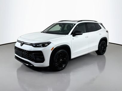Certified 2025 Volkswagen Tiguan SE R-Line