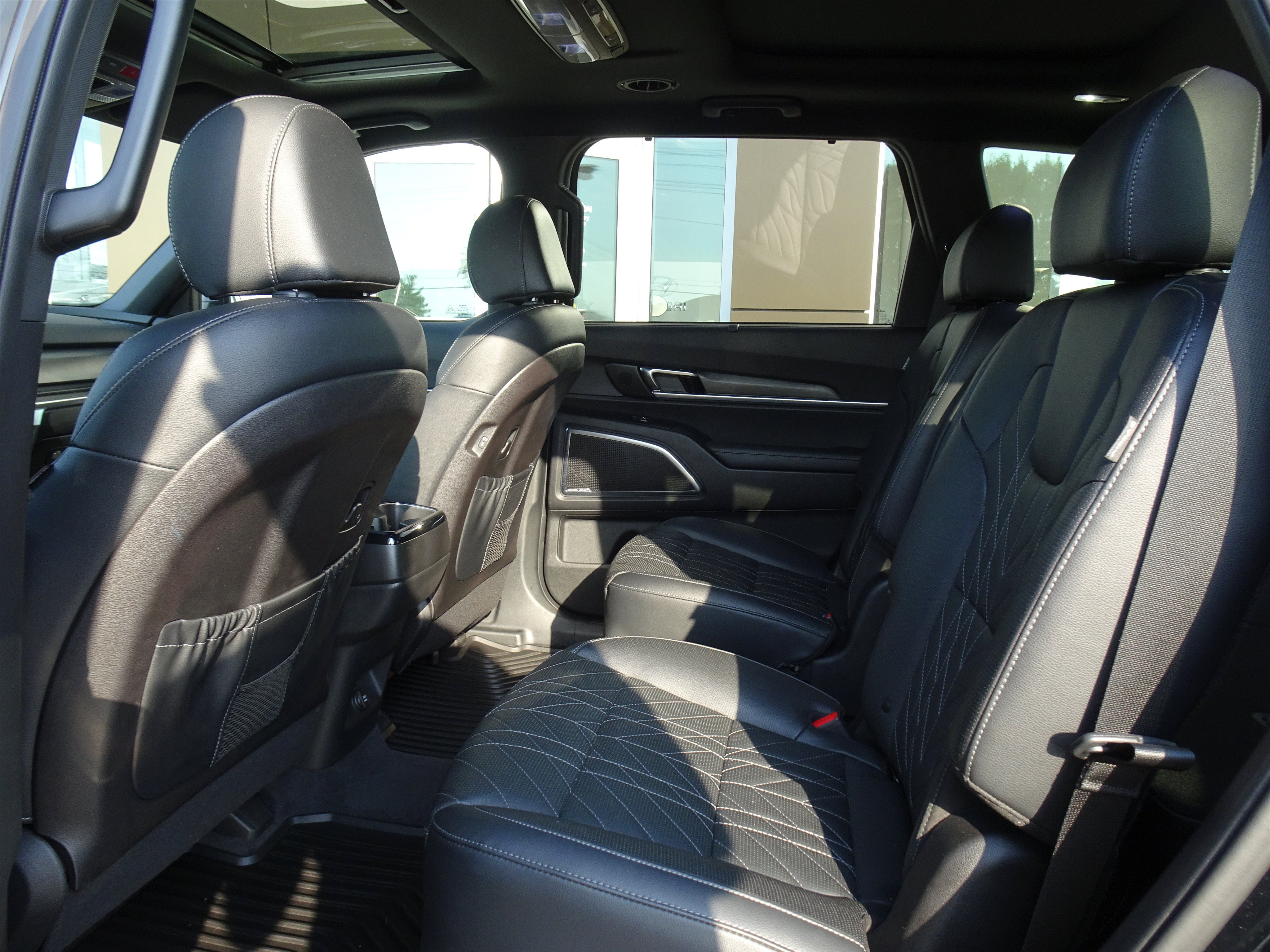 Used 2023 Kia Telluride SX X-Pro AWD/4WD image 16