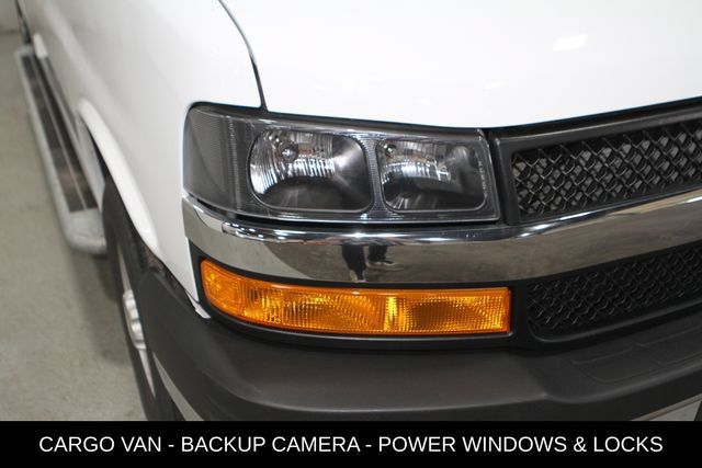 Used 2024 Chevrolet Express 2500 w/ Driver Convenience Package RWD image 7