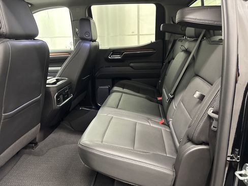 Used 2024 GMC Sierra 1500 Denali w/ Denali Reserve Package AWD/4WD image 25