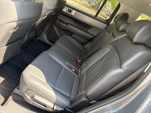 Used 2025 Hyundai Santa Fe SEL AWD/4WD image 41