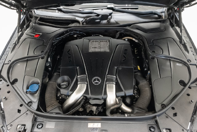 Used 2017 Mercedes-Benz S 550 4MATIC Sedan image 3