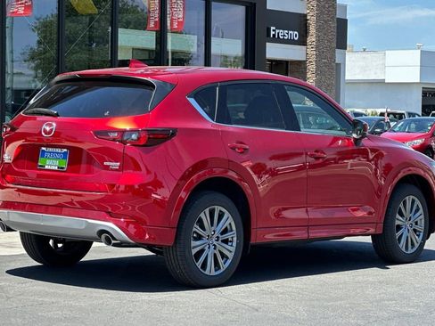 New 2025 MAZDA CX-5 Signature image 5