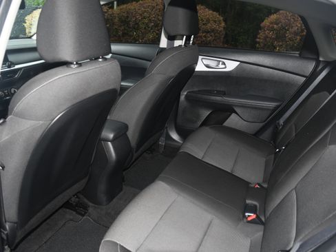 Used 2023 Kia Forte LXS FWD image 14