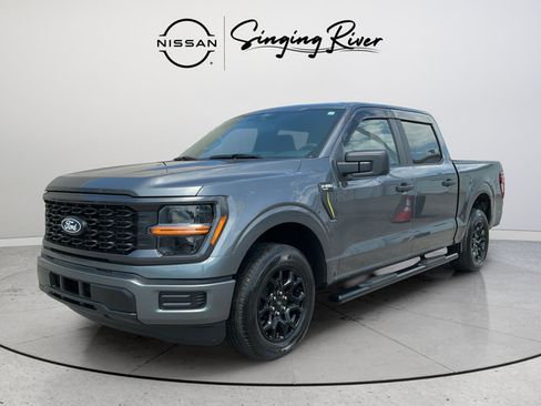 Used 2025 Ford F150 STX RWD image 3