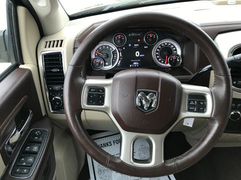 Used 2015 RAM 2500 Laramie AWD/4WD image 11