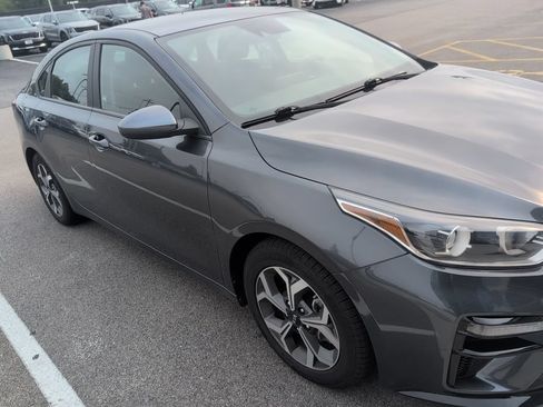 Certified 2021 Kia Forte LXS FWD image 2