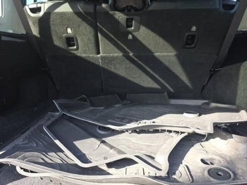 Used 2024 Jeep Wrangler Unlimited Rubicon w/ Convenience Group image 11