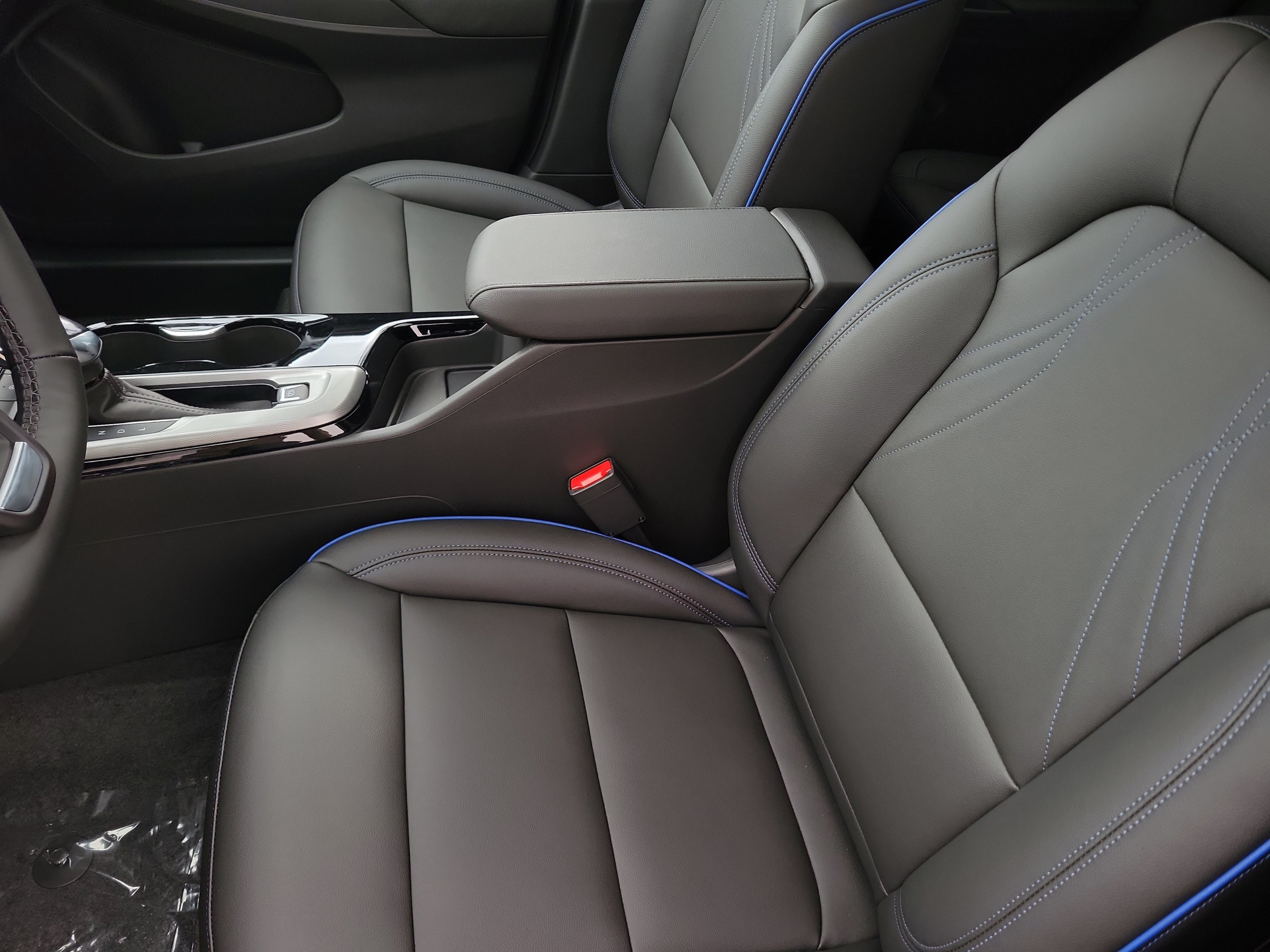 New 2026 Buick Envista Sport Touring w/ Convenience I Package FWD image 22