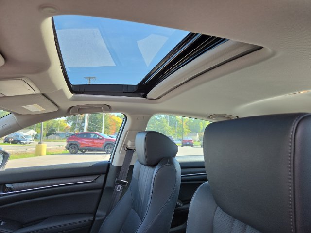 Used 2021 Honda Accord EX-L image 25