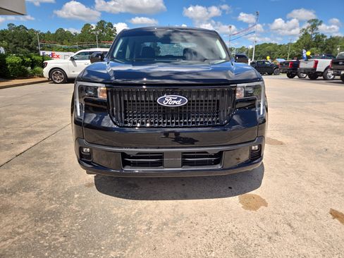 Used 2026 Ford Maverick Lobo AWD/4WD image 3