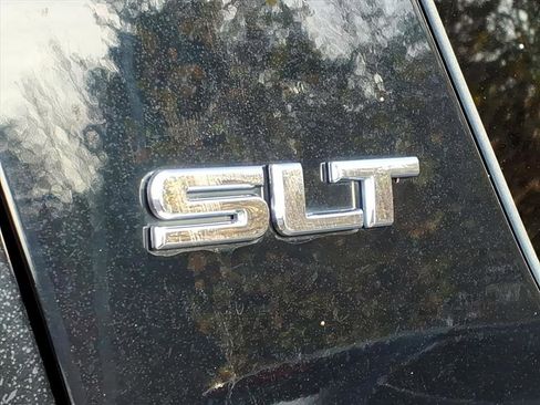 Used 2012 GMC Yukon SLT w/ SLT-2 Equipment Package image 8