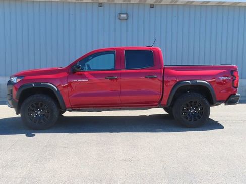 Used 2024 Chevrolet Colorado Trail Boss w/ Advanced Trailering Package AWD/4WD image 7