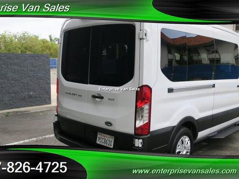 Used 2022 Ford Transit 350 XLT RWD image 5