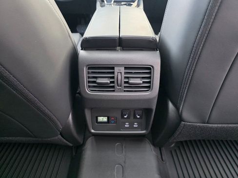 New 2026 Nissan Rogue Platinum w/ Platinum Premium Package image 11