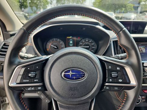 Used 2023 Subaru Crosstrek 2.0i Premium image 19