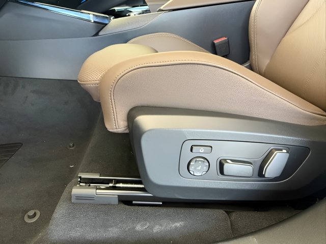 Certified 2026 BMW X3 xDrive30i w/ Premium Package AWD/4WD image 22