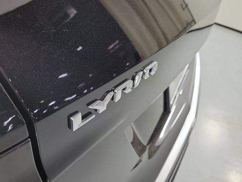 Used 2024 Cadillac Lyriq Luxury RWD image 5