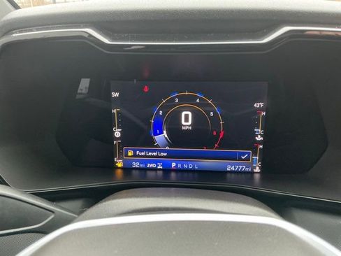 Used 2023 Chevrolet Colorado Z71 w/ Z71 Convenience Package 2 image 24