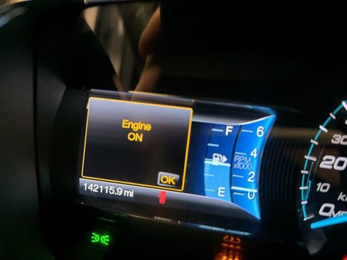 Used 2013 Ford Taurus SEL image 4