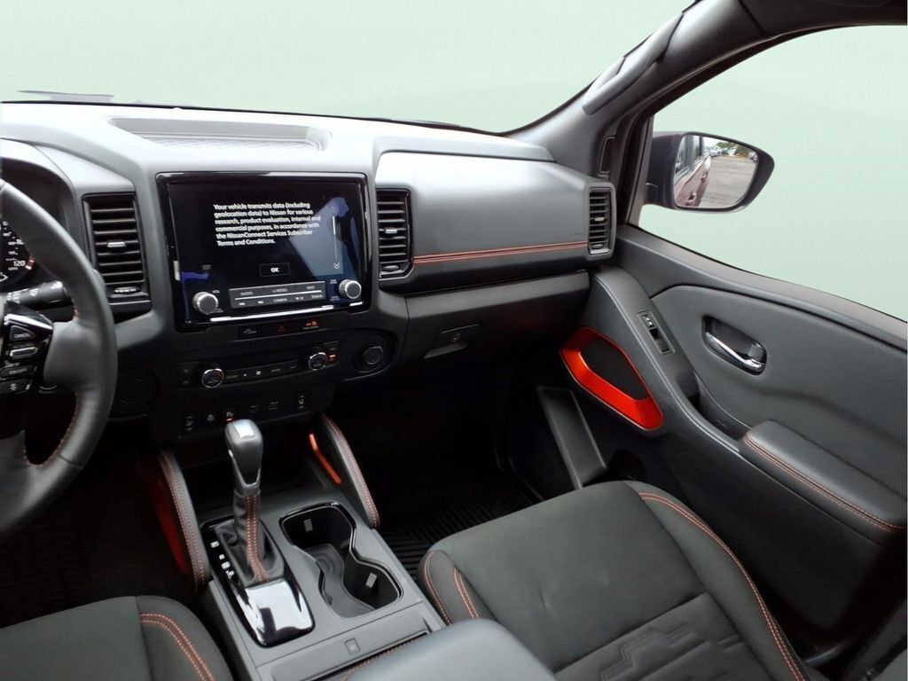 Used 2024 Nissan Frontier Pro-X w/ Pro Convenience Package RWD image 18