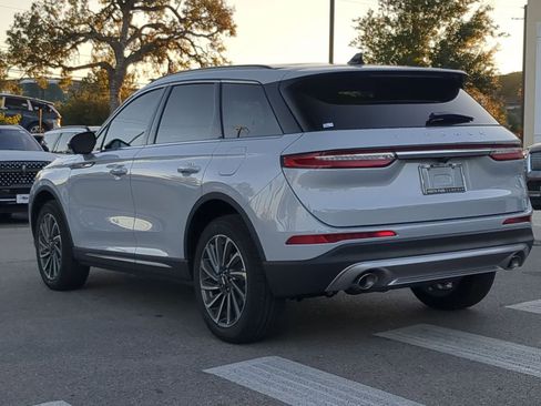 New 2026 Lincoln Corsair Reserve image 5