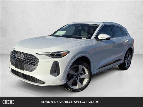New 2025 Audi Q5 Premium Plus AWD/4WD image 1
