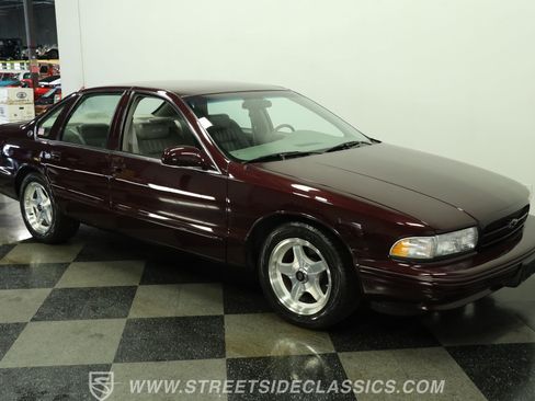 Used 1996 Chevrolet Impala SS RWD image 14