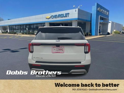 Used 2025 Ford Explorer Platinum RWD image 9