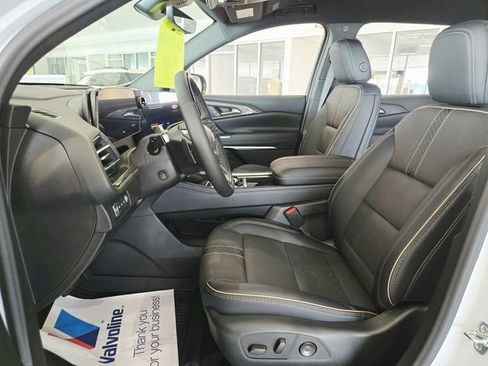 New 2026 Chevrolet Traverse High Country AWD/4WD image 11