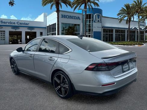 Used 2023 Honda Accord Sport image 6
