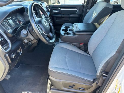 Used 2024 RAM 2500 Big Horn image 26