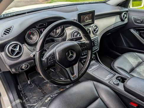Used 2015 Mercedes-Benz GLA 250 4MATIC image 16