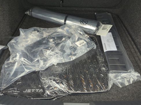 New 2026 Volkswagen Jetta SE image 29