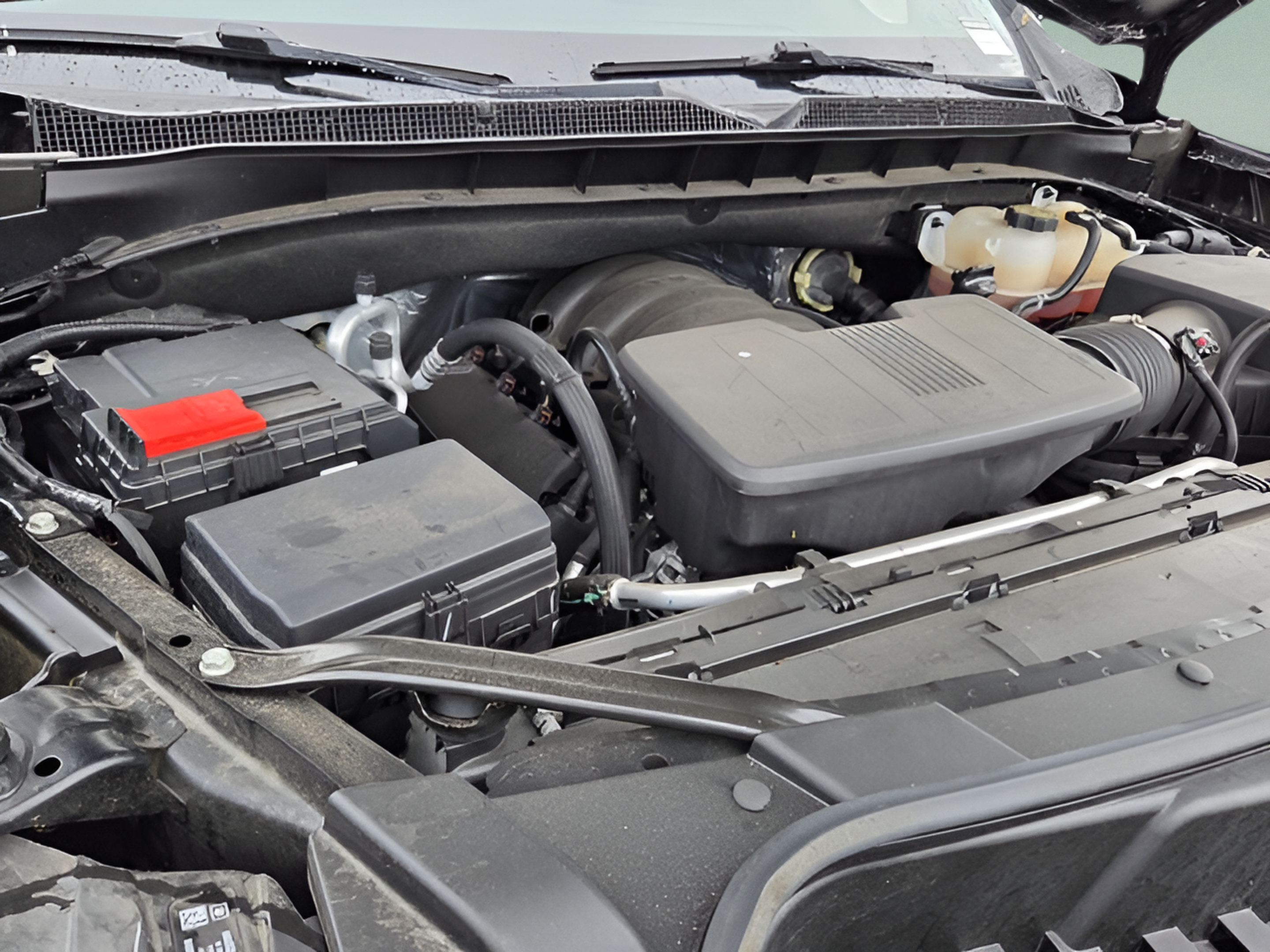 Used 2023 Chevrolet Suburban RST w/ Luxury Package RWD image 18