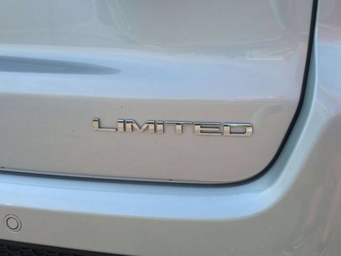 Used 2025 Jeep Compass Limited AWD/4WD image 9