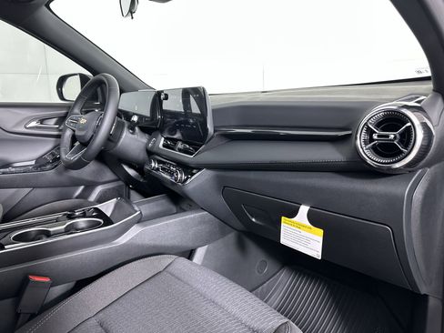 New 2026 Chevrolet Equinox LT w/ LPO, Floor Liner Package image 64