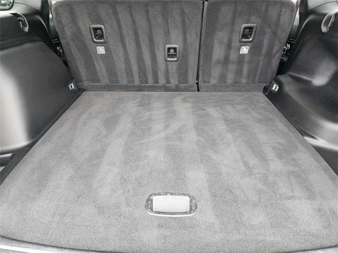 Used 2024 Jeep Grand Cherokee Altitude image 32