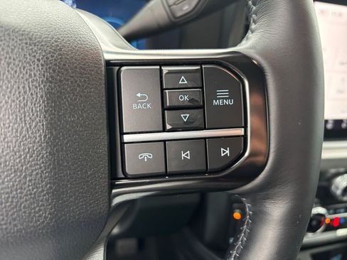 Used 2025 Ford F350 Platinum w/ Tremor Off-Road Package image 19